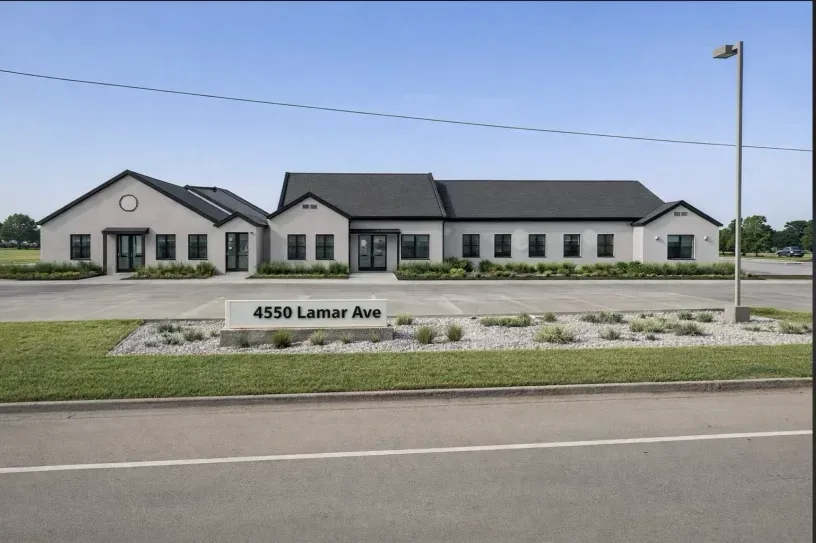 Commercial property in Paris, Texas