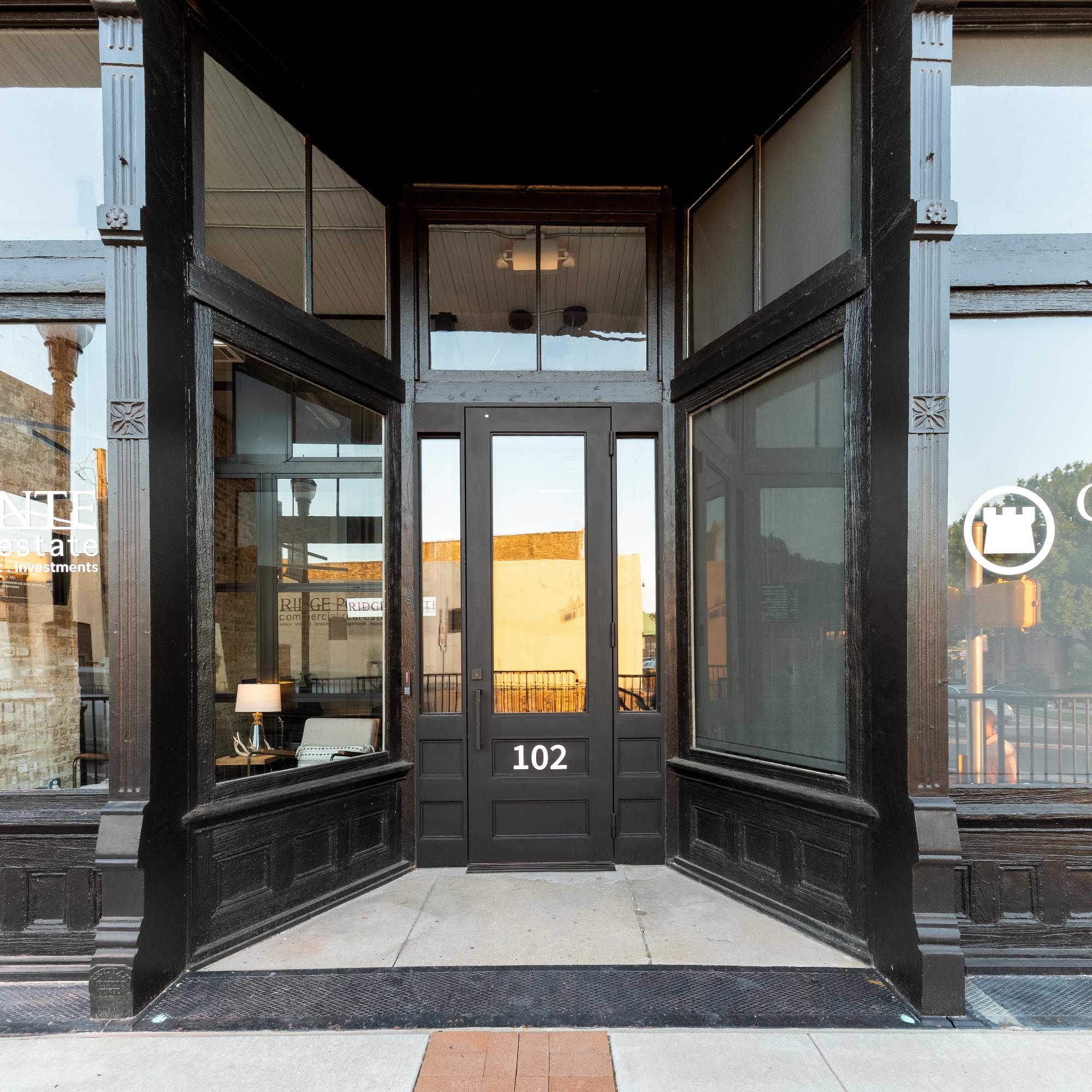 Front entrance to 102 S. Goliad Street in Rockwall